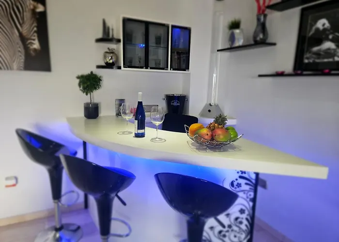 La Quinta Estacion * サンタ・ウルスラ